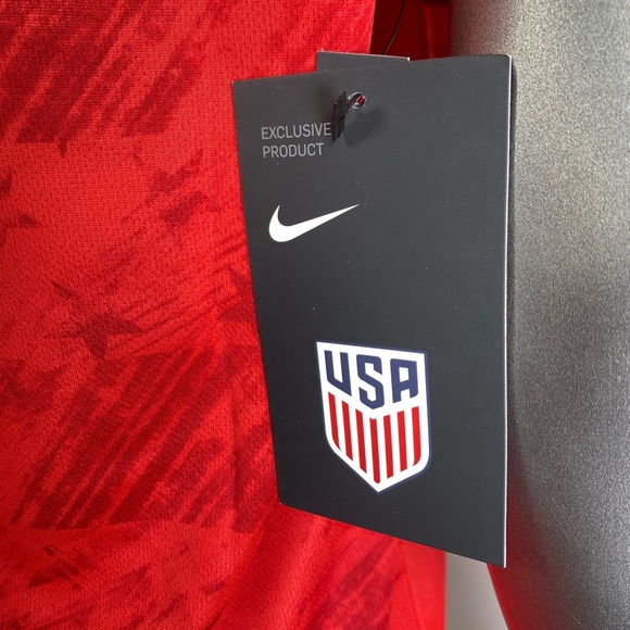 NIKE USA National Team Soccer Jersey (Size Small) - Picture 8 of 10